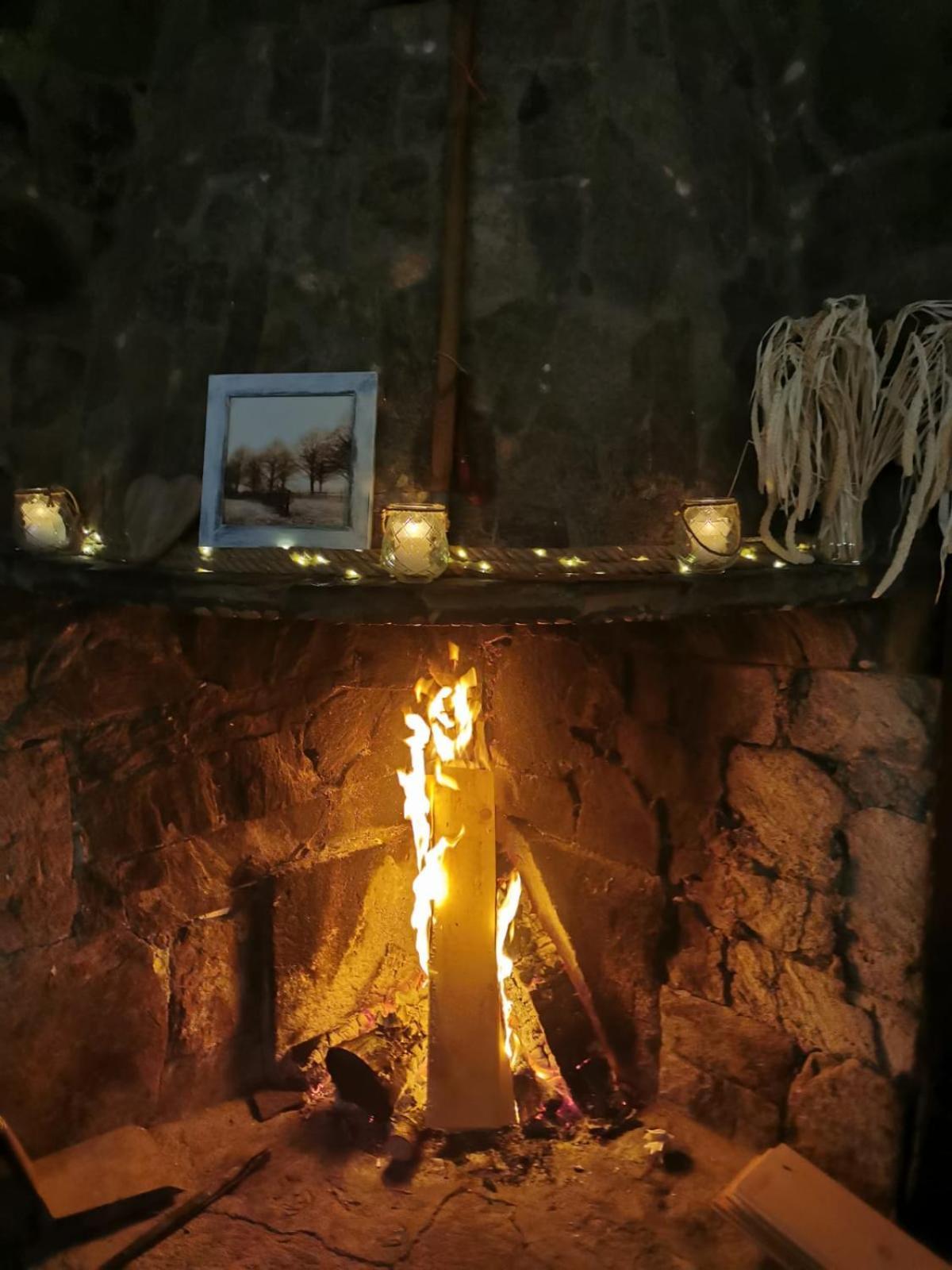 Hostal Cielo De Gredos Guisando Bagian luar foto